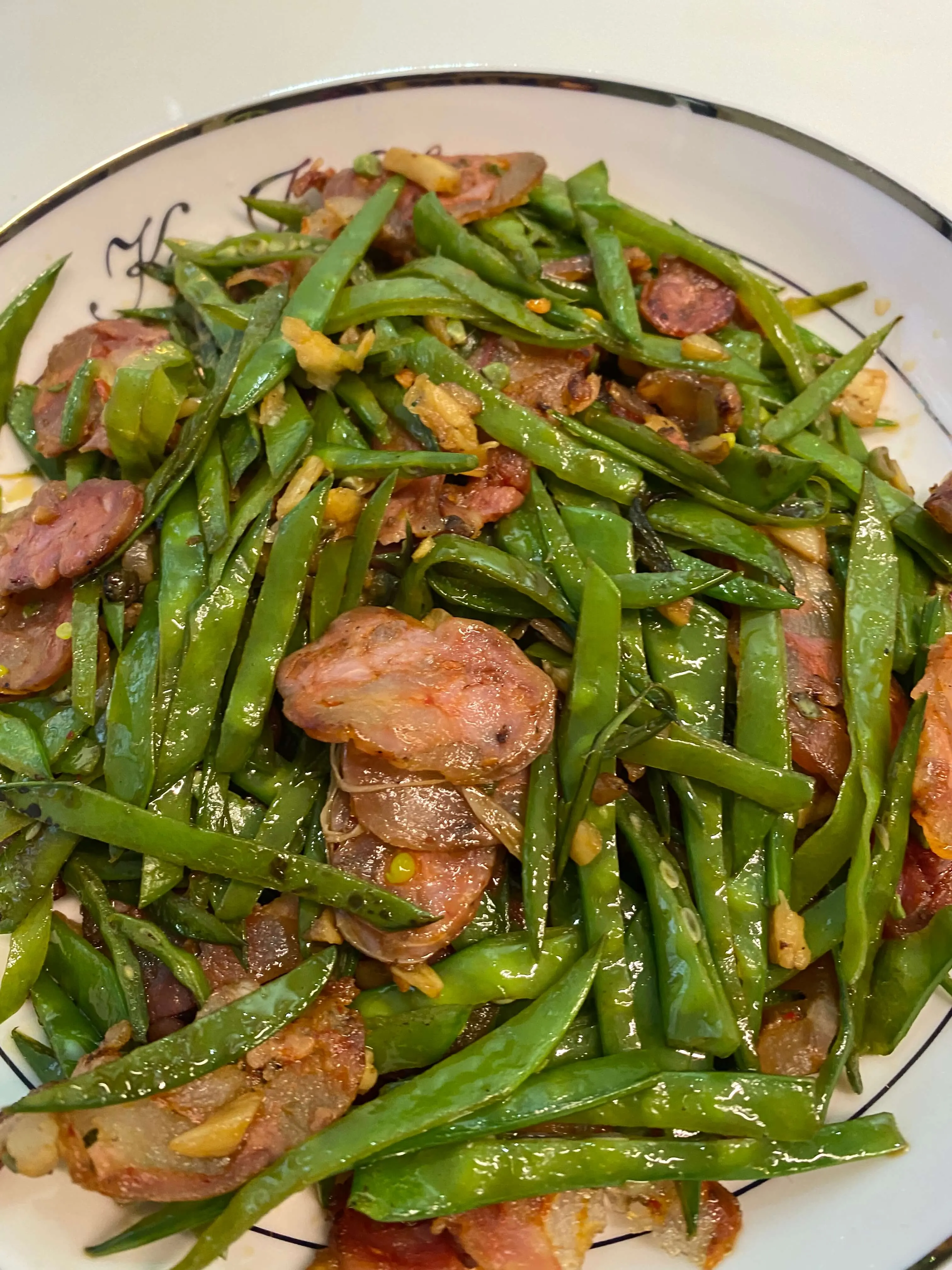 腊肉炒荷兰豆