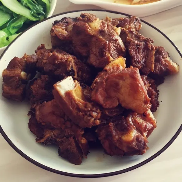 红烧排骨