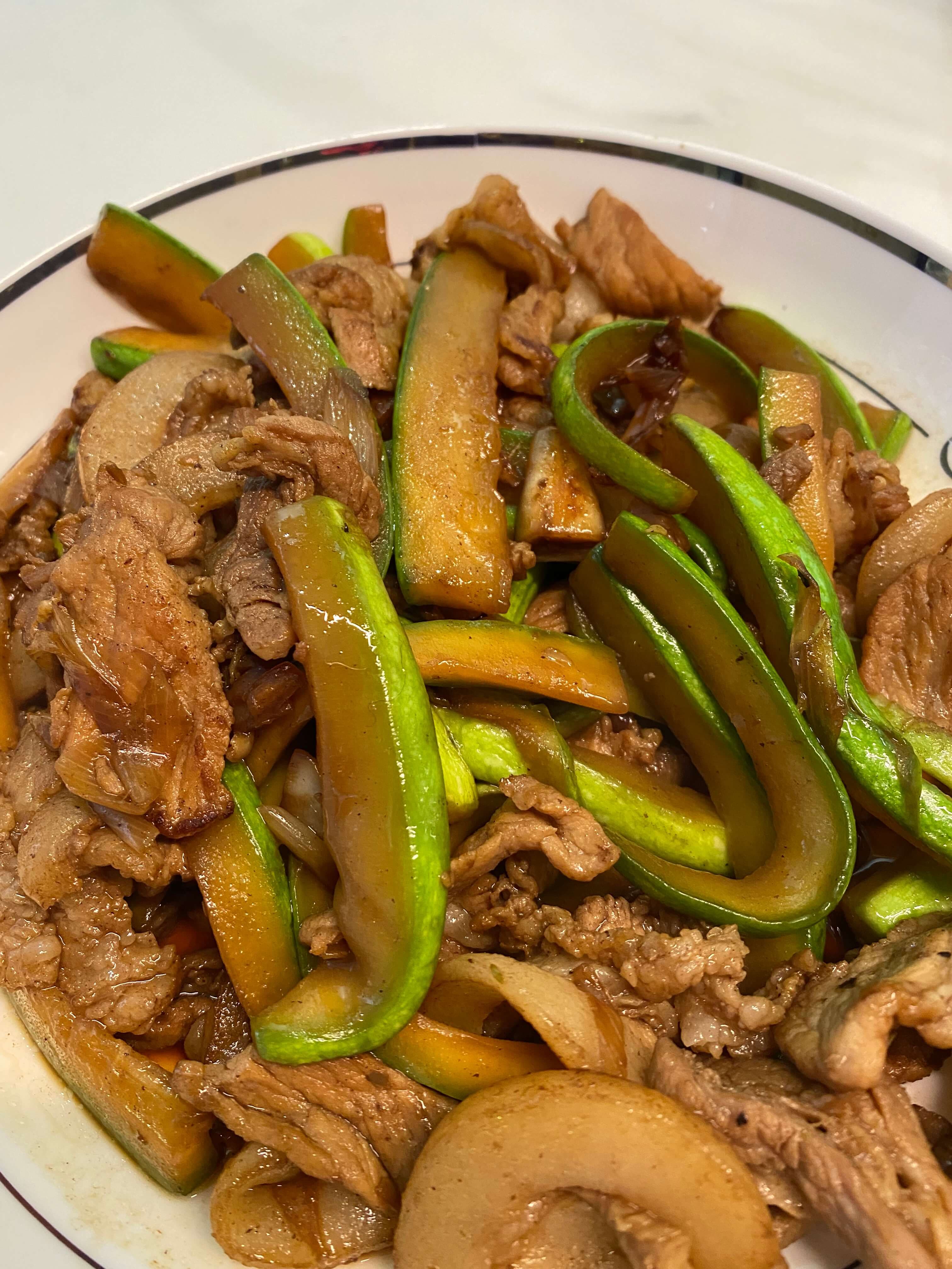 西葫芦炒肉