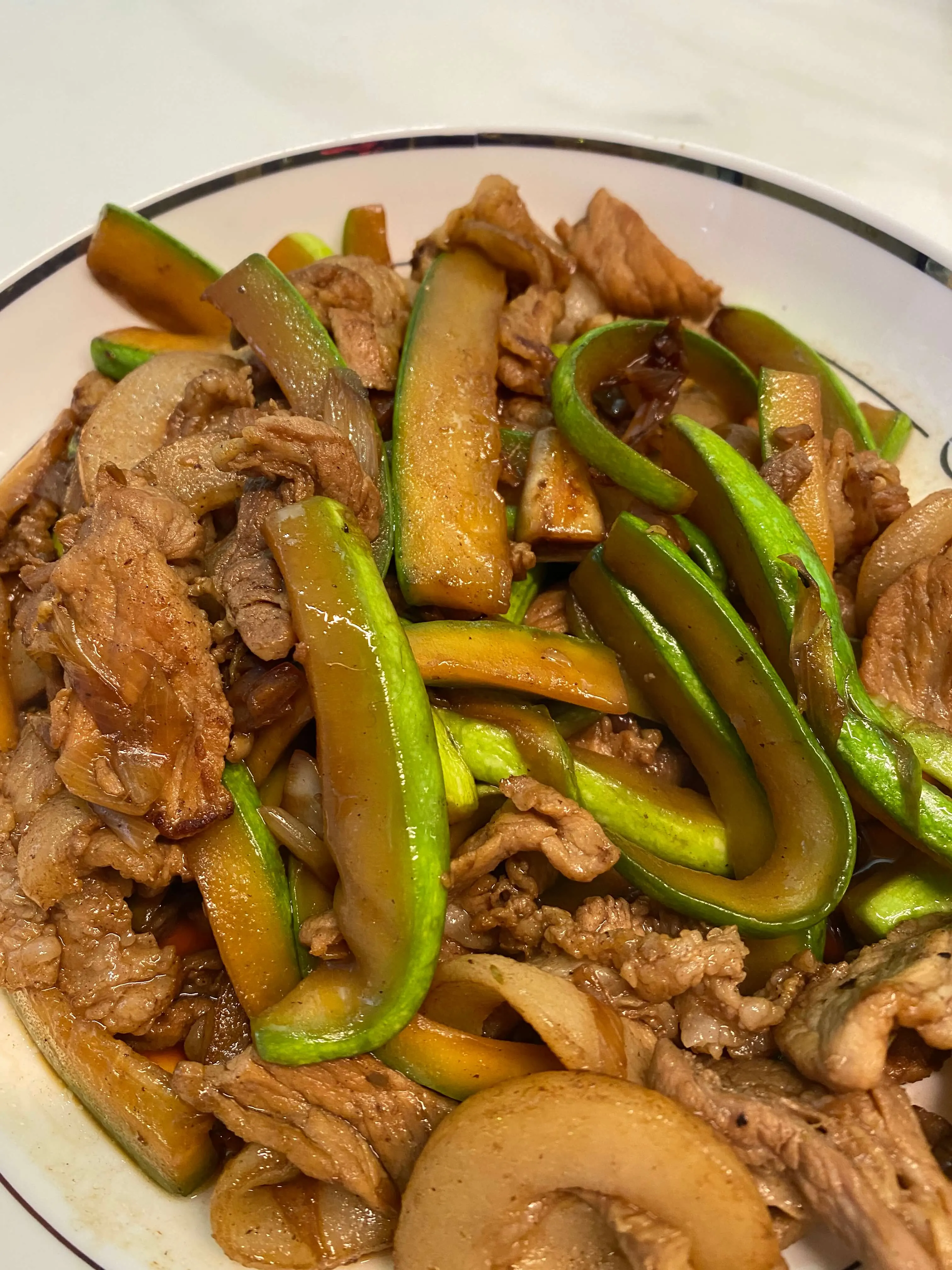 西葫芦炒肉